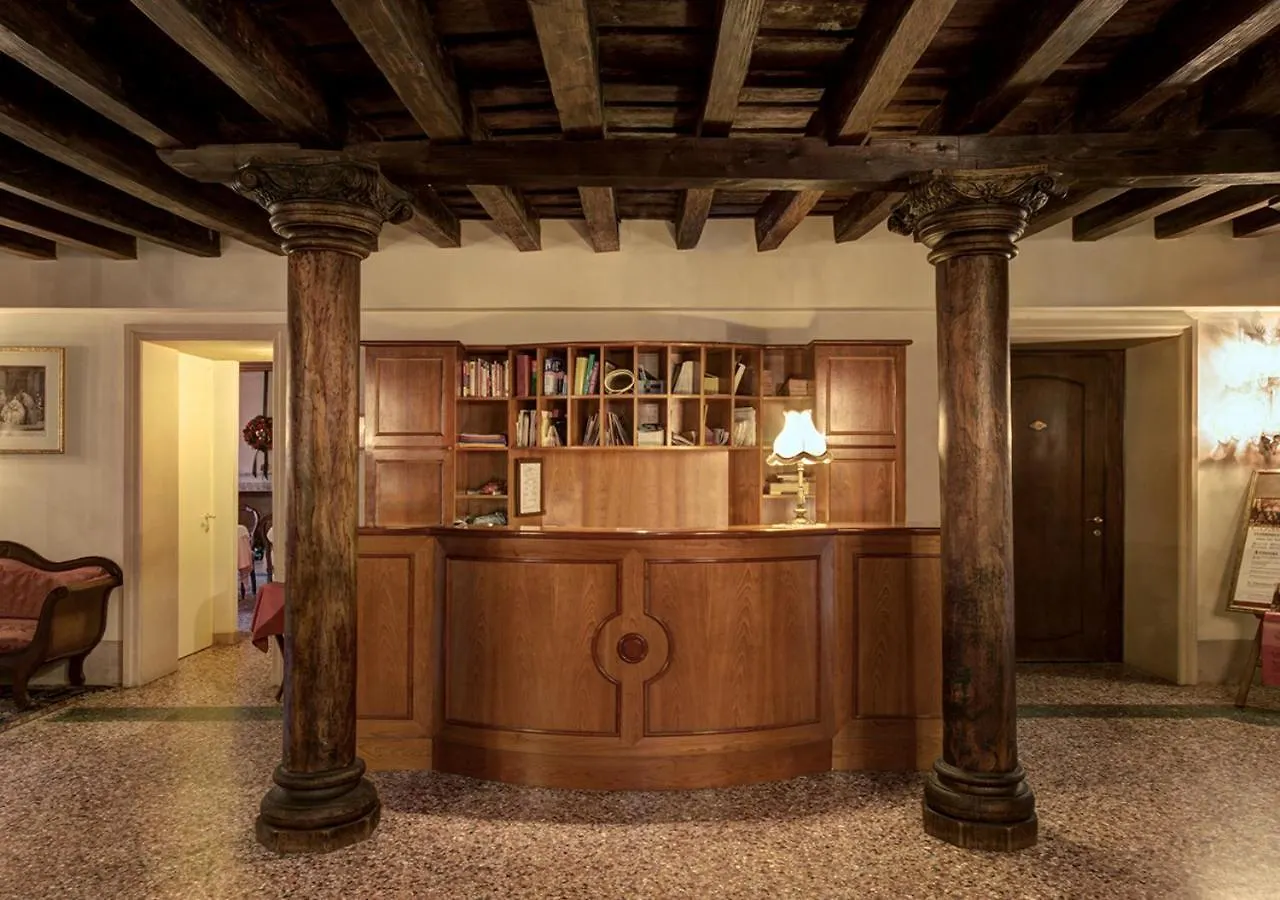 *** Hotel Locanda San Barnaba Venezia Italien